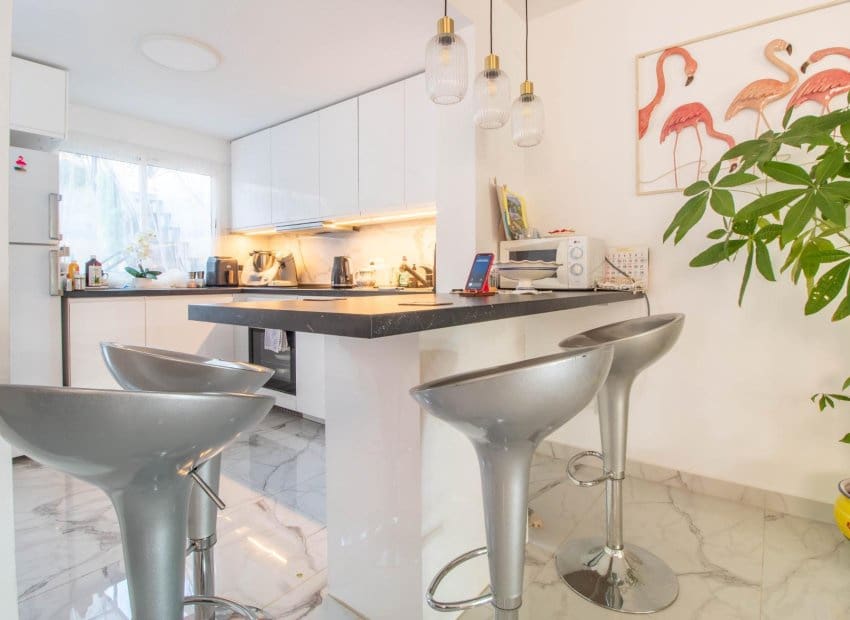 4 soverom Kjedet enebolig til salgs i Torrevieja - € 264 900 (Ref: 9325565)