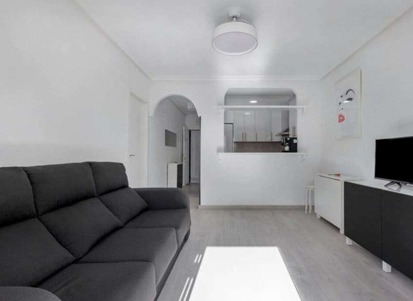 1 sypialnia Apartament przy plaży na sprzedaż w Torrevieja - 187 900 € (Ref: 9331358)