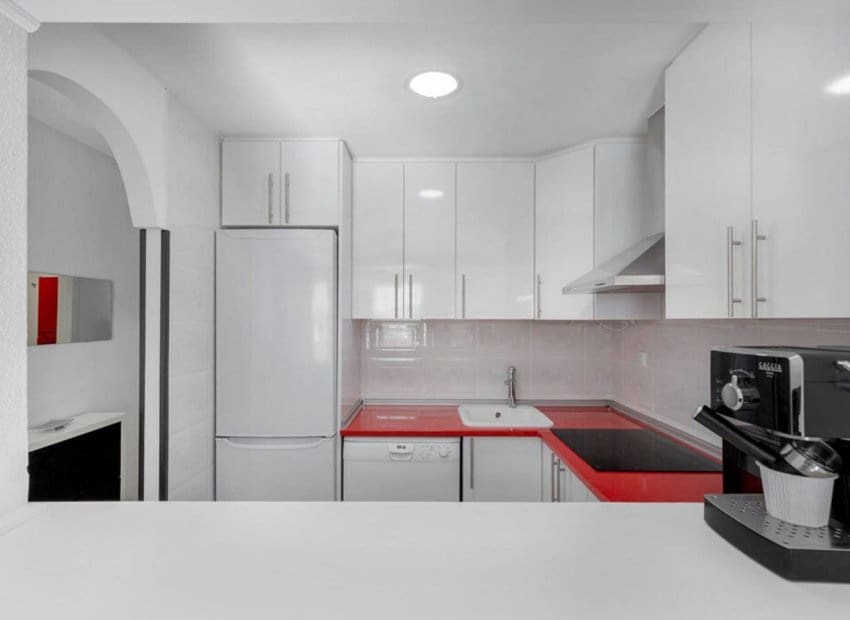 1 sypialnia Apartament przy plaży na sprzedaż w Torrevieja - 187 900 € (Ref: 9331358)