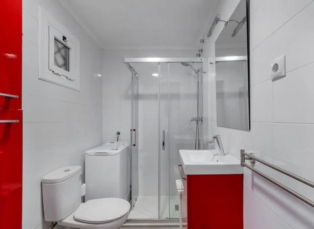 1 bedroom Beach Apartment for sale in Los Europeos, Torrevieja - € 187,900 (Ref: 9331358)