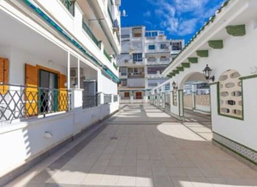 1 sypialnia Apartament przy plaży na sprzedaż w Torrevieja - 187 900 € (Ref: 9331358)