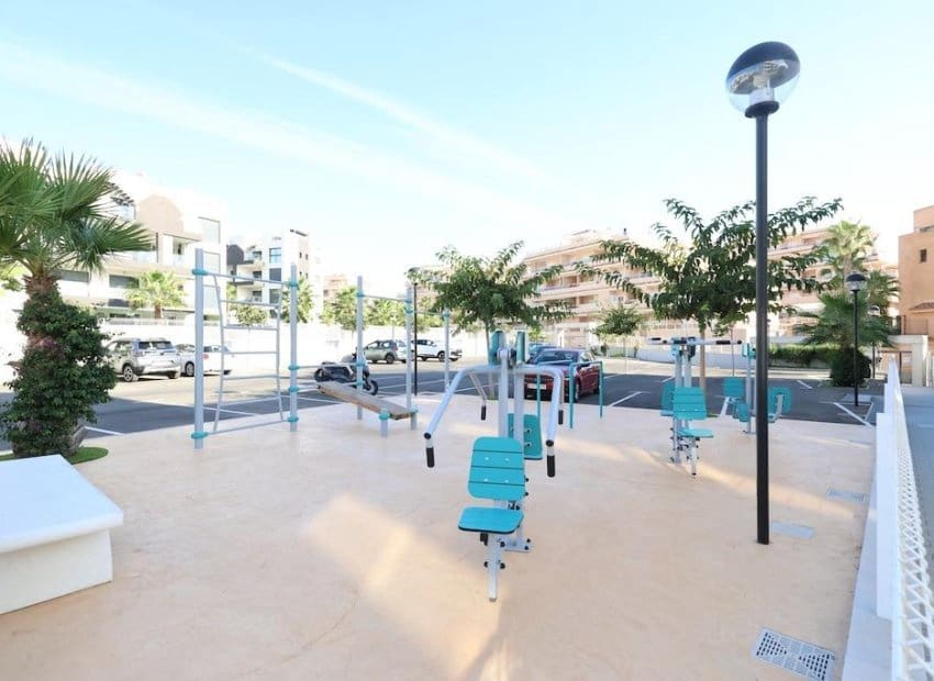 2 quarto Apartamento para venda em Orihuela Costa - 270 000 € (Ref: 9331360)