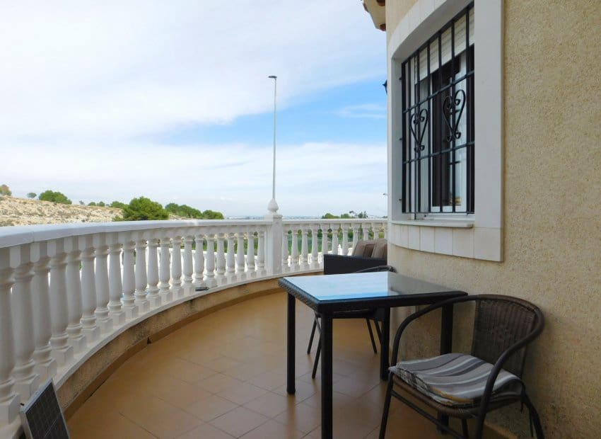 3 chambre Villa/Maison à vendre à Bigastro avec piscine - 280 000 € (Ref: 9331365)