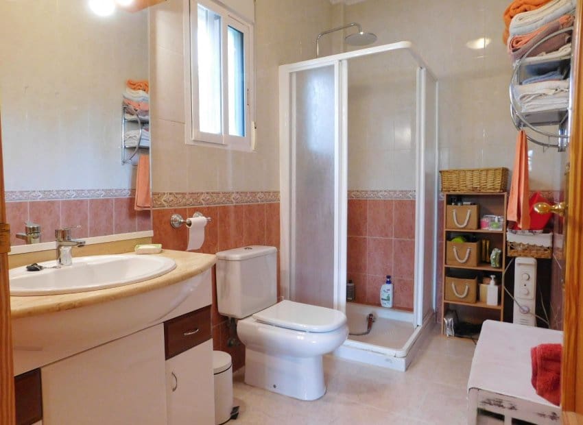 3 chambre Villa/Maison à vendre à Bigastro avec piscine - 280 000 € (Ref: 9331365)