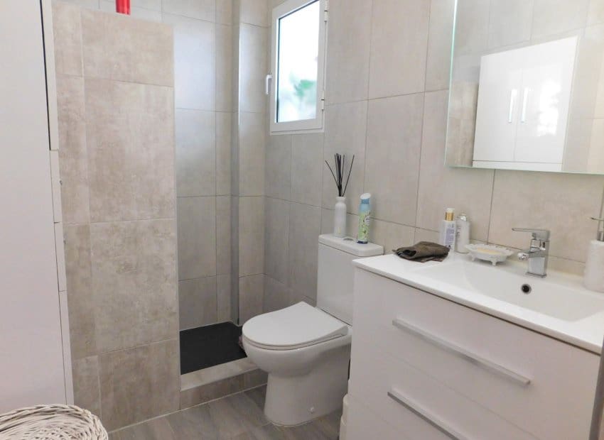 3 camera da letto Villa in vendita in San Miguel de Salinas con piscina - 270.000 € (Rif: 9331366)