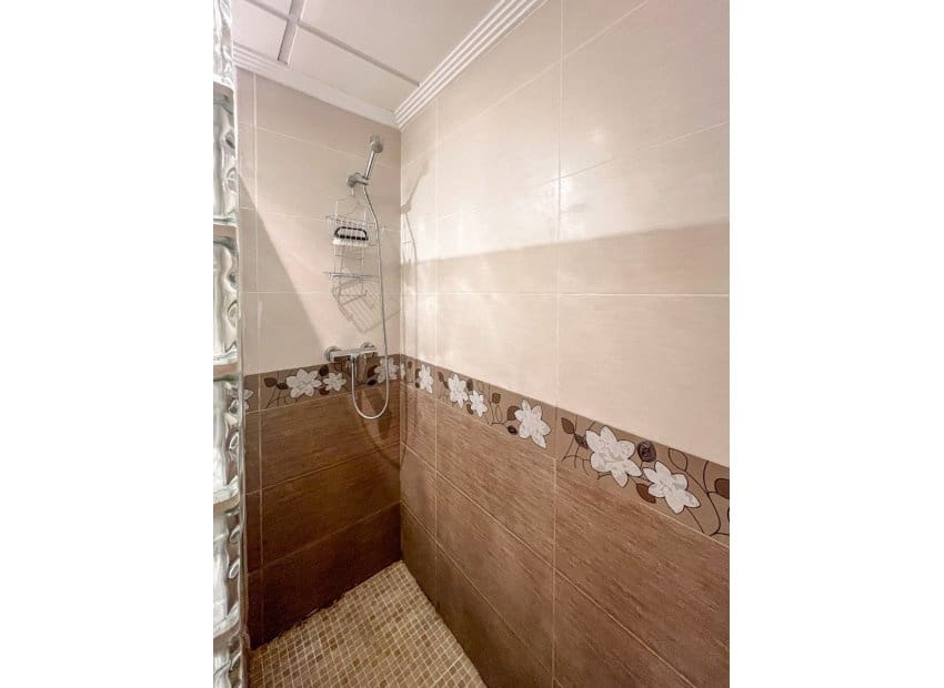 3 soveværelse Lejlighed til salg i Torrevieja - € 169.990 (Ref: 9331369)