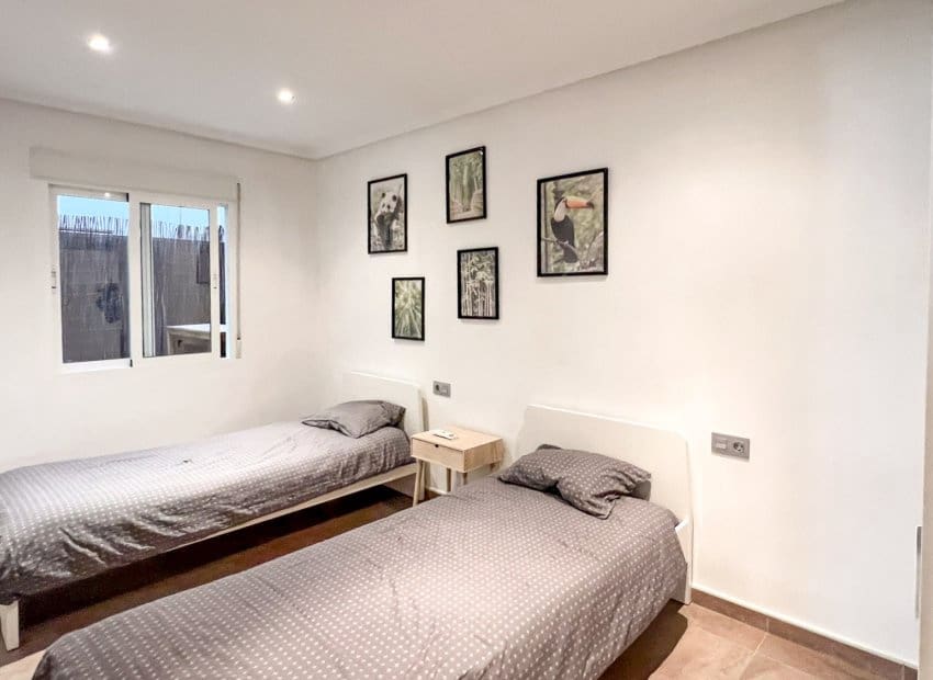 3 soveværelse Lejlighed til salg i Torrevieja - € 169.990 (Ref: 9331369)