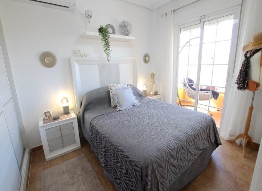 3 soveværelse Villa til salg i El Raso - € 325.000 (Ref: 9335646)