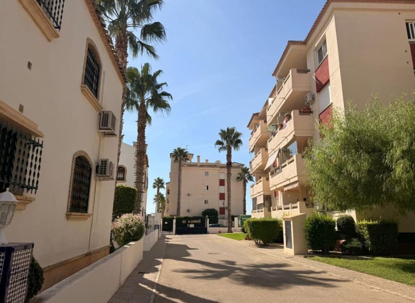 2 soveværelse Lejlighed til salg i La Florida - € 195.000 (Ref: 9340221)