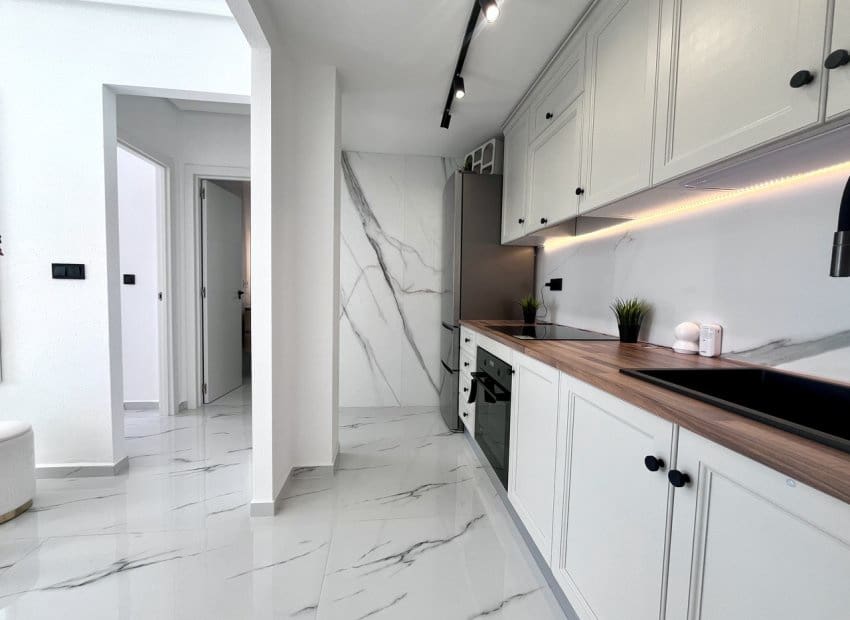 1 sypialnia Penthouse na sprzedaż w Playa Flamenca z basenem - 170 000 € (Ref: 9340226)