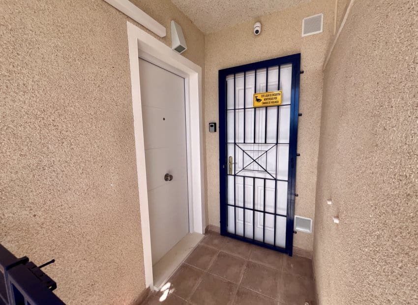 1 sypialnia Penthouse na sprzedaż w Playa Flamenca z basenem - 170 000 € (Ref: 9340226)