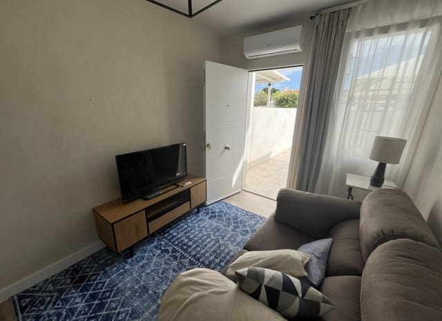 2 chambre Maison de Ville à vendre à El Chaparral - La Siesta - La Torreta, Torrevieja avec piscine - 134 900 € (Ref: 9340227)