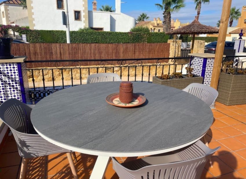 4 Zimmer Villa zu verkaufen in Algorfa mit Pool - 369.900 € (Ref: 9340228)