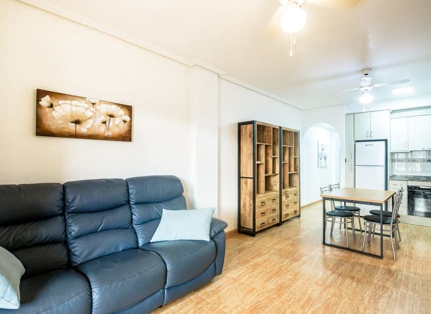 2 soverom Leilighet til salgs i Orihuela Costa med svømmebasseng - € 140 000 (Ref: 9343655)