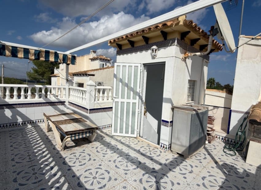 2 Zimmer Apartment zu verkaufen in San Miguel de Salinas mit Pool - 199.900 € (Ref: 9345580)