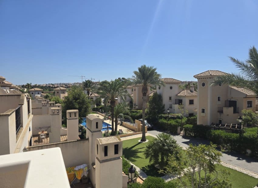 3 bedroom Semi-detached Villa for sale in Algorfa with pool - € 225,000 (Ref: 9345582)