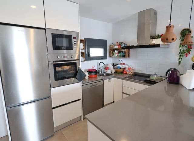 2 slaapkamer Bungalow te koop in Pilar de la Horadada ciudad, Pilar de la Horadada met zwembad - € 225.000 (Ref: 9345584)