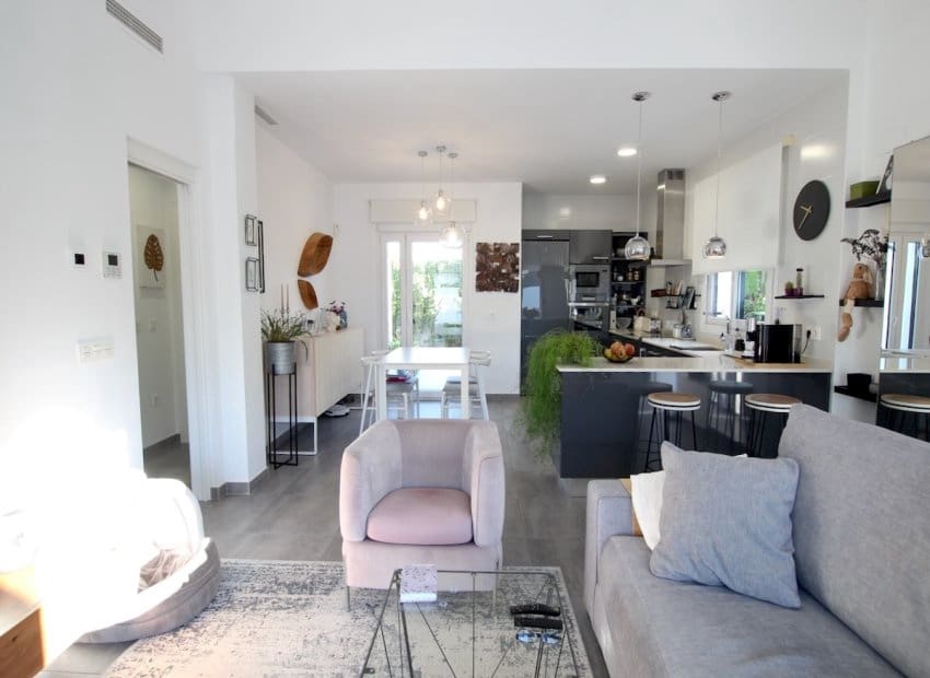 2 soveværelse Bungalow til salg i Benijofar med swimmingpool - € 424.950 (Ref: 9345585)