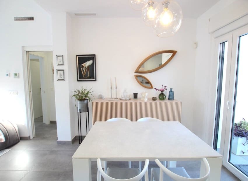 2 soveværelse Bungalow til salg i Benijofar med swimmingpool - € 424.950 (Ref: 9345585)