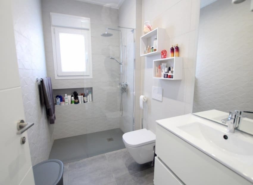 2 soveværelse Bungalow til salg i Benijofar med swimmingpool - € 424.950 (Ref: 9345585)