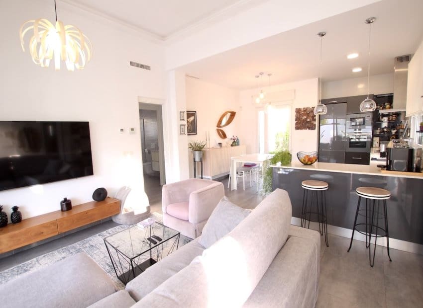 2 soveværelse Bungalow til salg i Benijofar med swimmingpool - € 424.950 (Ref: 9345585)