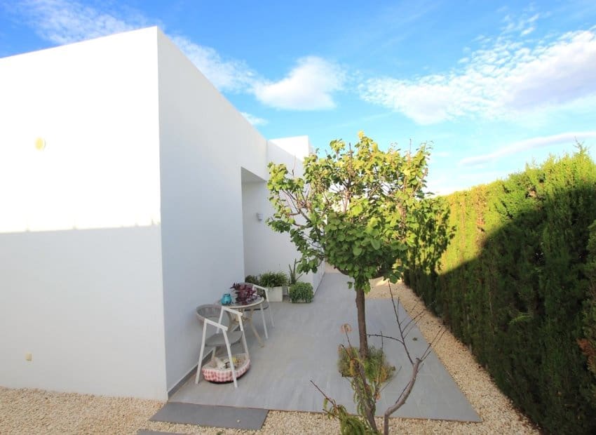 2 soveværelse Bungalow til salg i Benijofar med swimmingpool - € 424.950 (Ref: 9345585)