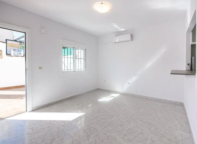 3 chambre Maison de Ville à vendre à San Miguel de Salinas - 144 900 € (Ref: 9345591)