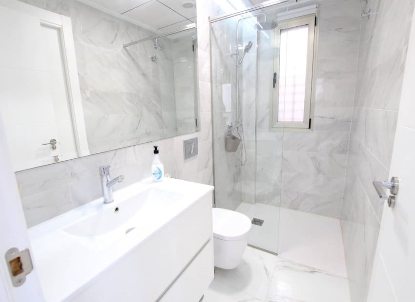 3 camera da letto Villa in vendita in Villamartin con piscina - 375.000 € (Rif: 9348487)