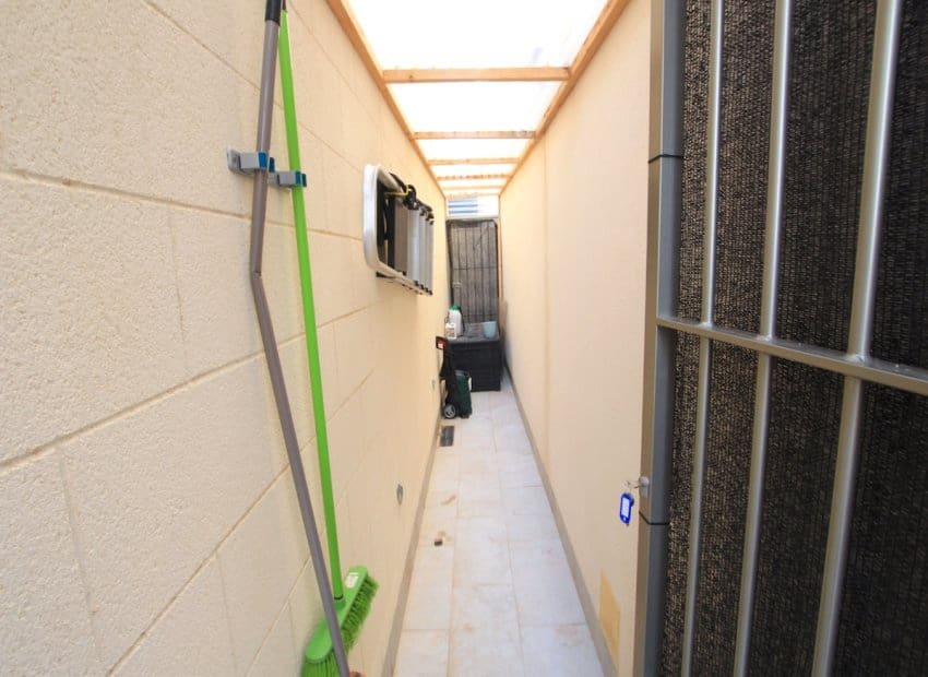 3 camera da letto Villa in vendita in Villamartin con piscina - 375.000 € (Rif: 9348487)