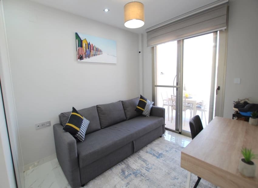 3 camera da letto Villa in vendita in Villamartin con piscina - 375.000 € (Rif: 9348487)