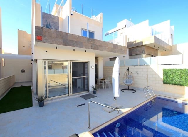 3 camera da letto Villa in vendita in Villamartin, Orihuela con piscina - 375.000 € (Rif: 9348487)