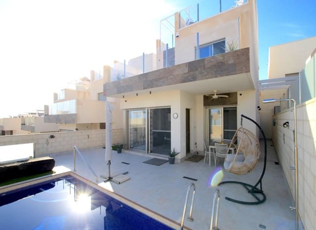 3 camera da letto Villa in vendita in Villamartin, Orihuela con piscina - 375.000 € (Rif: 9348487)