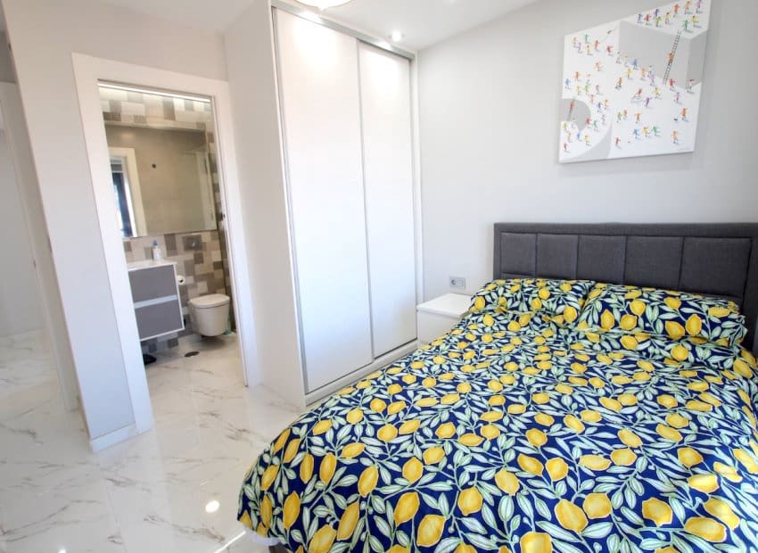 3 camera da letto Villa in vendita in Villamartin con piscina - 375.000 € (Rif: 9348487)