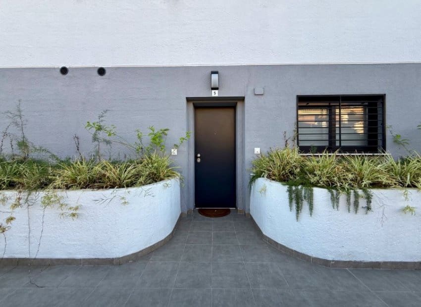 2 bedroom Beach Apartment for sale in Pilar de la Horadada with pool - € 219,900 (Ref: 9348488)