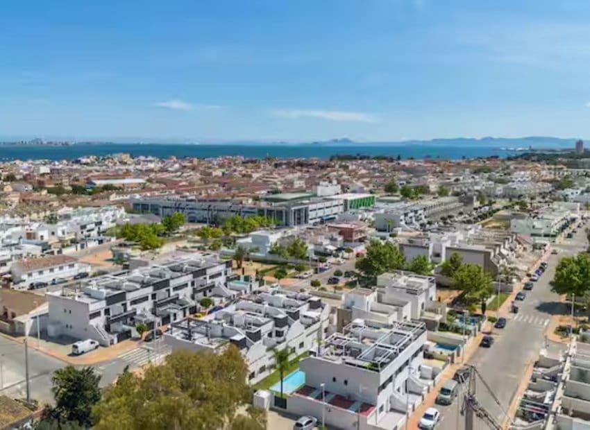 2 makuuhuone Huoneisto myytävänä paikassa San Pedro del Pinatar mukana uima-altaan - 239 950 € (Ref: 9348493)