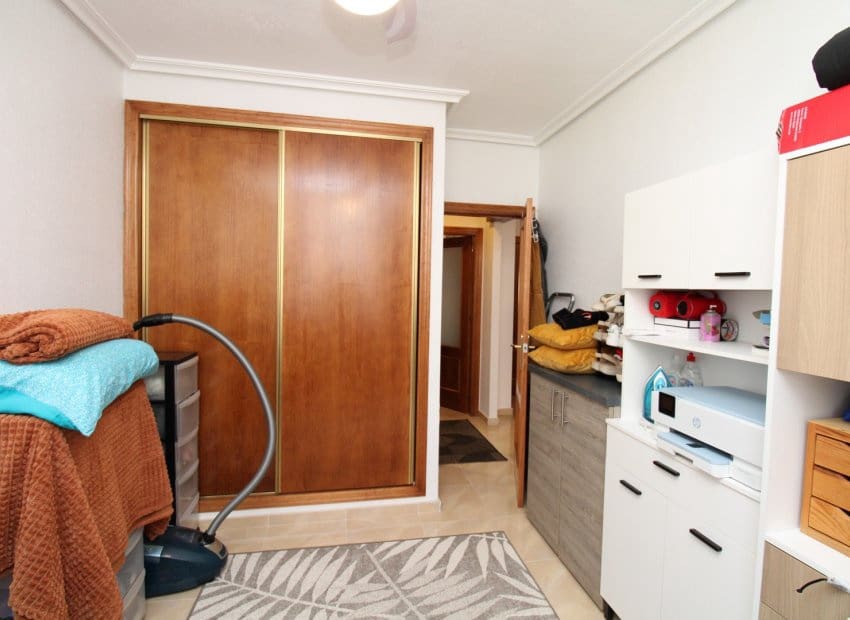 4 soveværelse Byhus til salg i San Miguel de Salinas med swimmingpool - € 239.995 (Ref: 9350107)