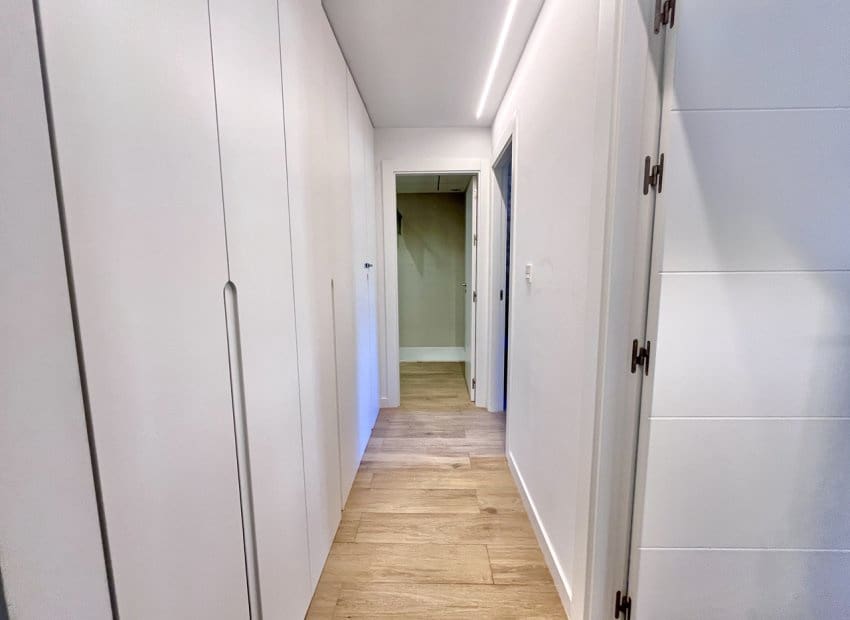 3 bedroom Apartment for sale in Torrevieja - € 199,990 (Ref: 9352170)