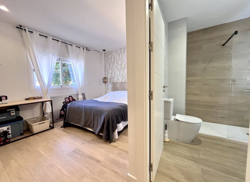 3 bedroom Apartment for sale in Torrevieja - € 199,990 (Ref: 9352170)