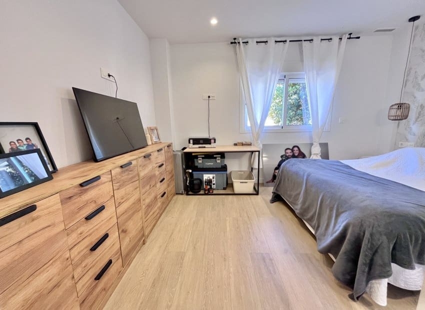 3 bedroom Apartment for sale in Torrevieja - € 199,990 (Ref: 9352170)