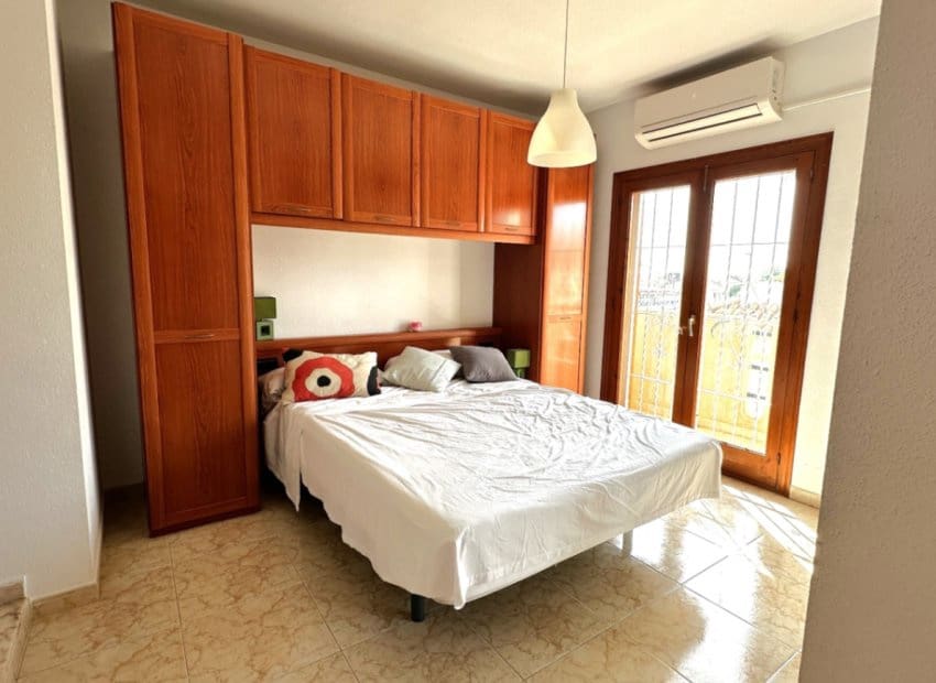 3 sovrum Semi-fristående Villa till salu i Orihuela - 239 000 € (Ref: 9357537)