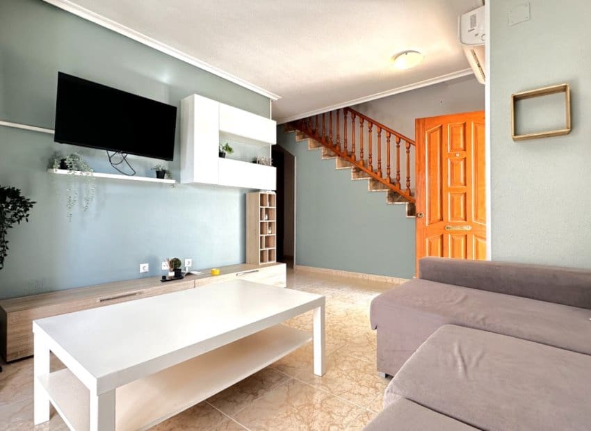 3 sovrum Semi-fristående Villa till salu i Orihuela - 239 000 € (Ref: 9357537)