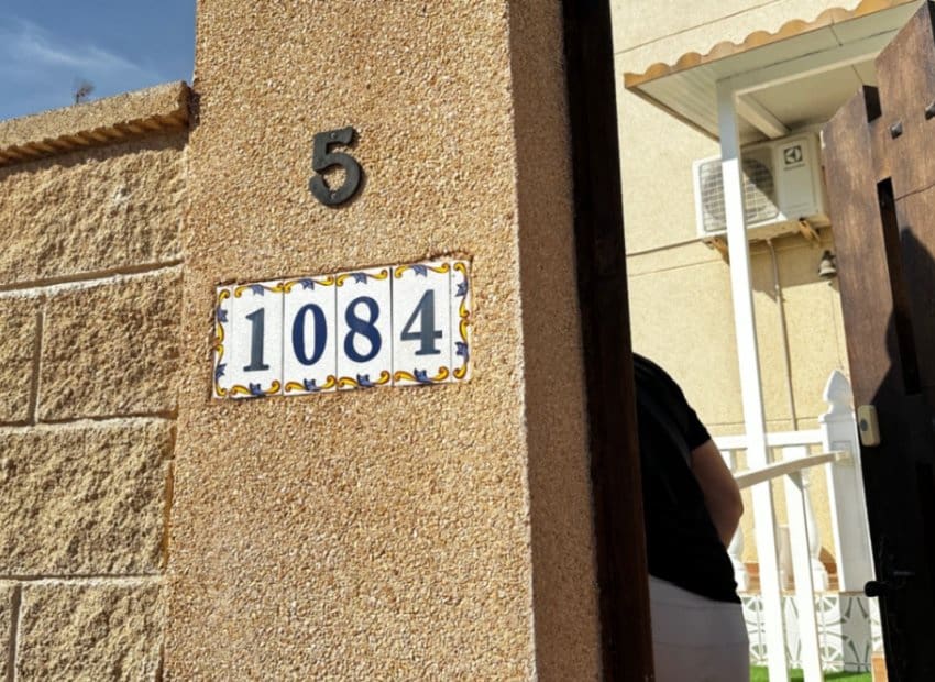 3 sovrum Semi-fristående Villa till salu i Orihuela - 239 000 € (Ref: 9357537)