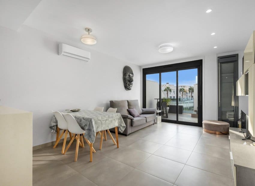 2 camera da letto Bungalow in vendita in Punta Prima con piscina - 289.900 € (Rif: 9357538)