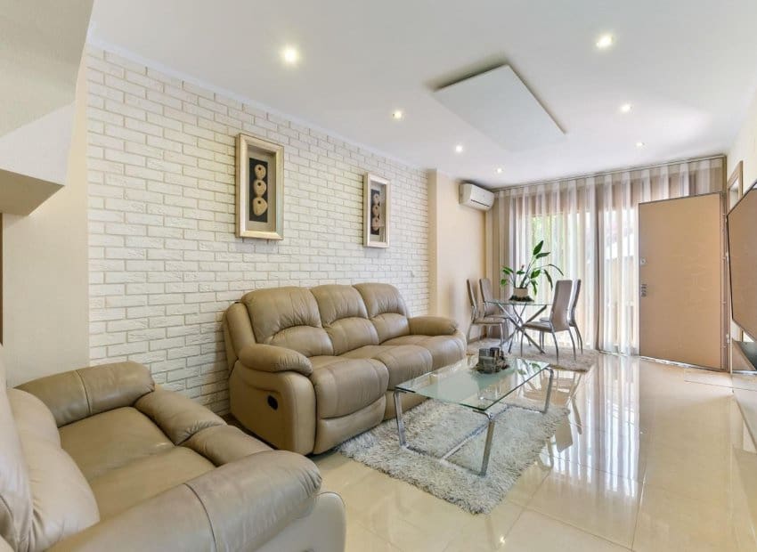 3 sypialnia Dom na sprzedaż w Aguas Nuevas z basenem - 319 900 € (Ref: 9357540)