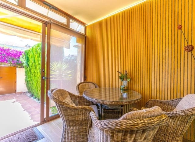 3 bedroom Townhouse for sale in Aguas Nuevas, Torrevieja with pool - € 319,900 (Ref: 9357540)