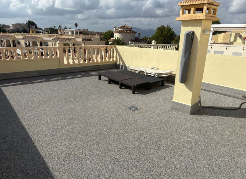 2 sypialnia Bungalow na sprzedaż w Algorfa z basenem - 150 000 € (Ref: 9357667)