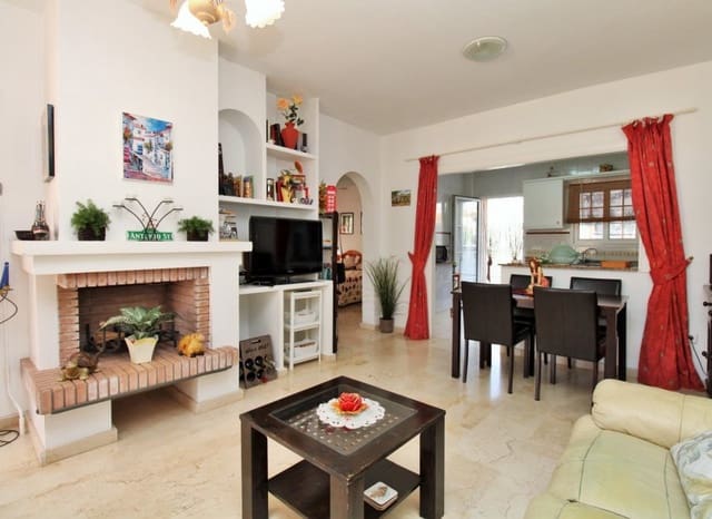 Apartamento de 2 habitaciones en Playa Flamenca, Orihuela en venta con piscina - 199.000 € (Ref: 9357669)