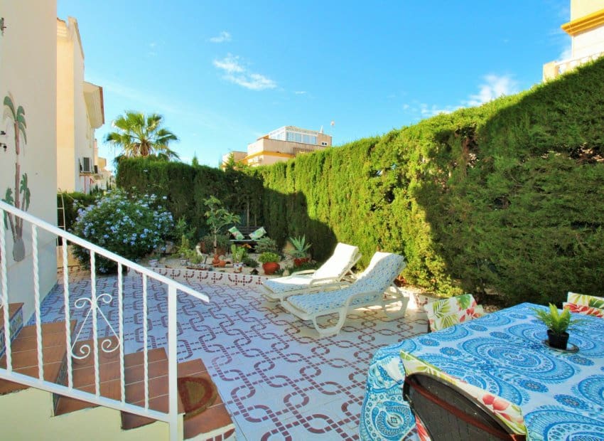 2 bedroom Apartment for sale in Playa Flamenca with pool - € 199,000 (Ref: 9357669)