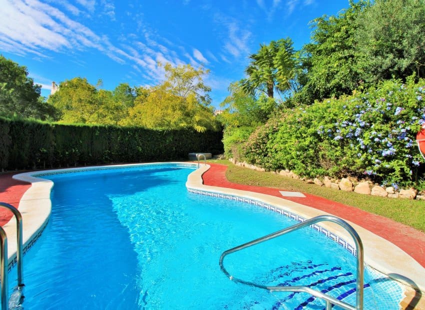 2 bedroom Apartment for sale in Playa Flamenca with pool - € 199,000 (Ref: 9357669)