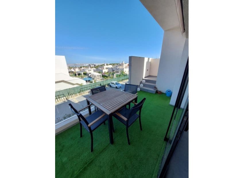 2 soveværelse Penthouse til salg i Los Balcones - € 264.900 (Ref: 9357670)
